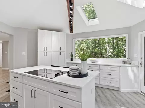 Kitchen - 8061 Athena St, Springfield, VA 22153 photo 4 of 4