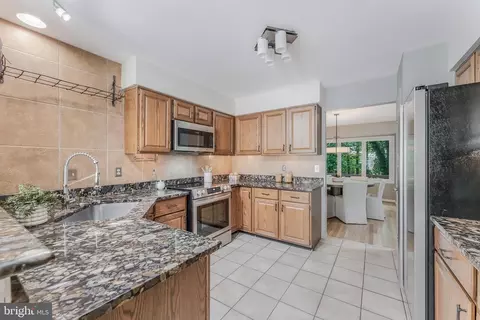 11565 Brass Lantern Ct, Reston, VA 20194 photo 16