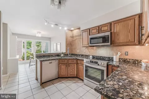 11565 Brass Lantern Ct, Reston, VA 20194 photo 17