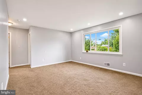 Living - 5712 Ash Dr, Springfield, VA 22150 photo 1 of 5