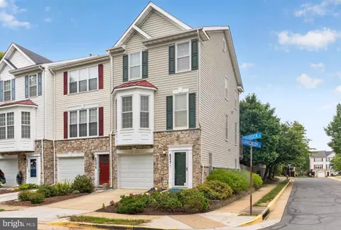6937 Gourock Ct, Alexandria, VA 22315