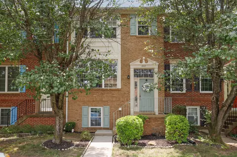 13157 Quail Creek Ln, Fairfax, VA 22033