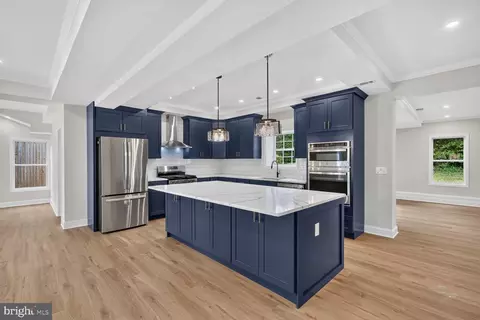 Kitchen - 7304 Dickenson St, Springfield, VA 22150 photo 5 of 6