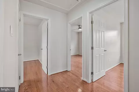 Entry Way - 4151 Hamlin Ct, Chantilly, VA 20151 photo 5 of 5