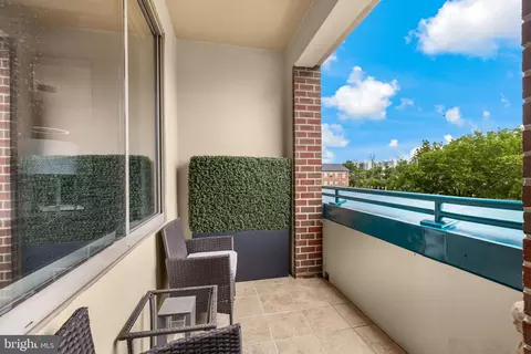 Exterior - 1450 Emerson Ave #317, Mclean, VA 22101 photo 2 of 4