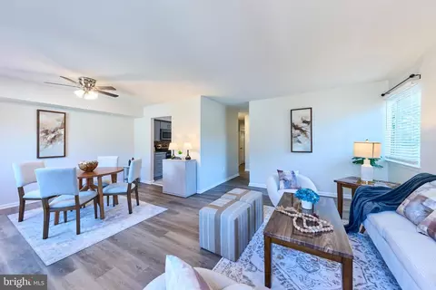 3815 Burlingame Pl #33E, Alexandria, VA 22309