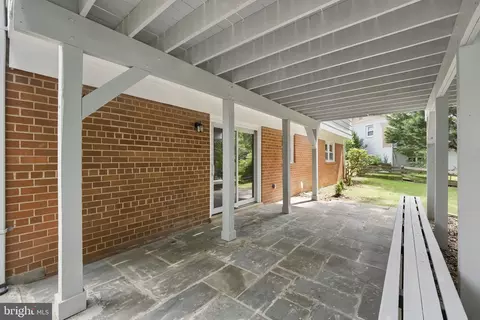 Exterior - 6922 Sydenstricker Rd, Springfield, VA 22152 photo 10 of 13