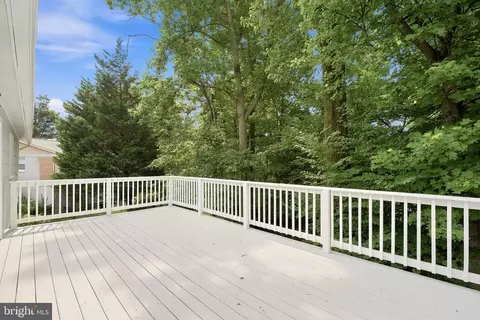 Exterior - 6922 Sydenstricker Rd, Springfield, VA 22152 photo 7 of 13