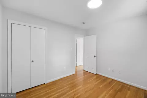 Bedroom - 6922 Sydenstricker Rd, Springfield, VA 22152 photo 6 of 7