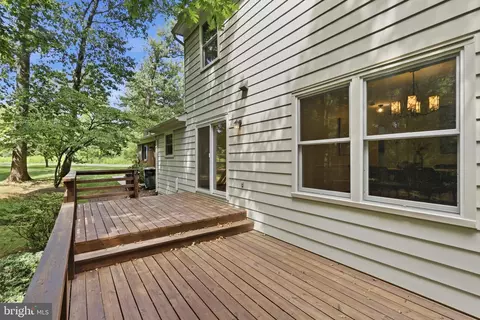 Exterior - 10811 Midsummer Dr, Reston, VA 20191 photo 3 of 6