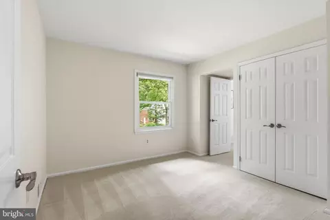Bedroom - 10811 Midsummer Dr, Reston, VA 20191 photo 3 of 5