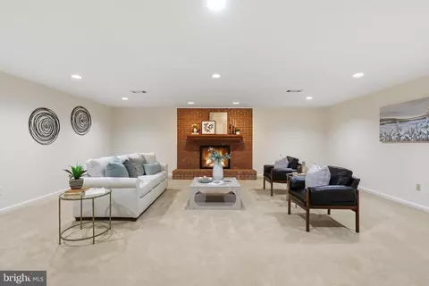Living - 10811 Midsummer Dr, Reston, VA 20191 photo 6 of 7