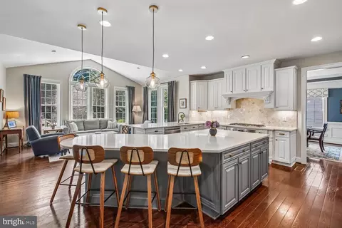 9423 Ferry Landing Ct, Alexandria, VA 22309