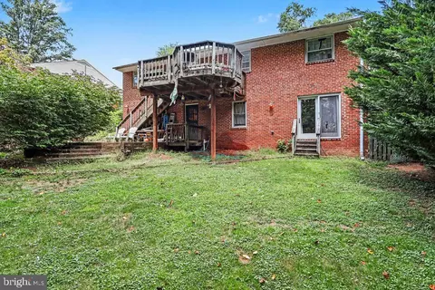 Exterior - 7907 Slidell Ln, Springfield, VA 22151 photo 3 of 3