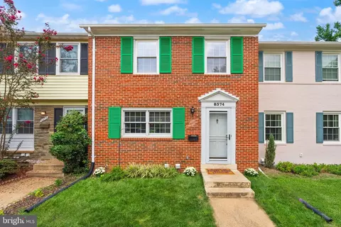 8374 Glastonbury Ct, Annandale, VA 22003