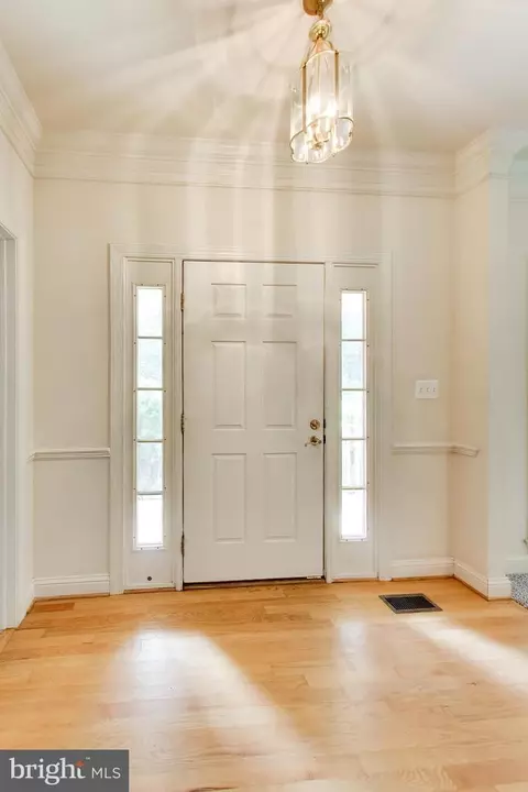 Entry Way - 6228 Garden Rd, Springfield, VA 22152 photo 1 of 4