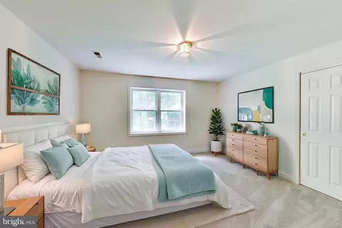 Bedroom - 6228 Garden Rd, Springfield, VA 22152 photo 13 of 15