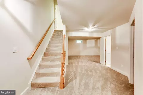 Entry Way - 6228 Garden Rd, Springfield, VA 22152 photo 4 of 4
