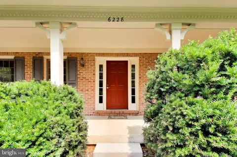 Exterior - 6228 Garden Rd, Springfield, VA 22152 photo 3 of 7