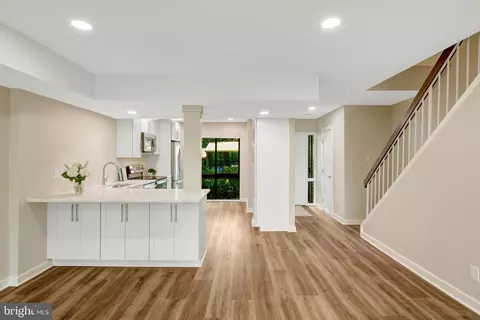 11640 Ivystone Ct #2A2, Reston, VA 20191 photo 11