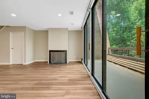 11640 Ivystone Ct #2A2, Reston, VA 20191 photo 14