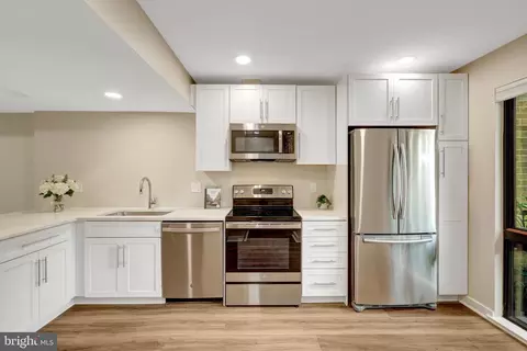11640 Ivystone Ct #2A2, Reston, VA 20191 photo 5