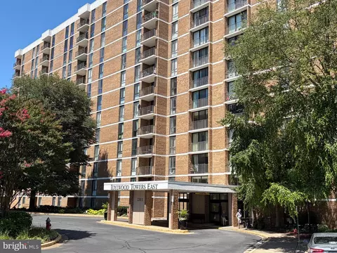 2311 Pimmit Dr #706, Falls Church, VA 22043