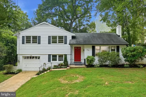 Exterior - 7526 June St, Springfield, VA 22150 photo 2 of 9