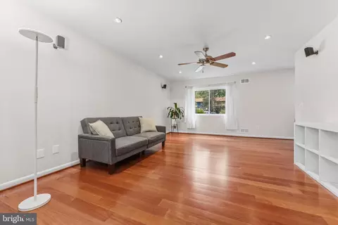 Living - 2235 Wheelwright Ct, Reston, VA 20191 photo 2 of 3
