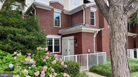 Other - 1641 International Dr #TH-24, Mclean, VA 22102 photo 1 of 9