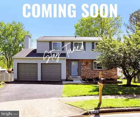 1104 Clarke St, Herndon, VA 20170