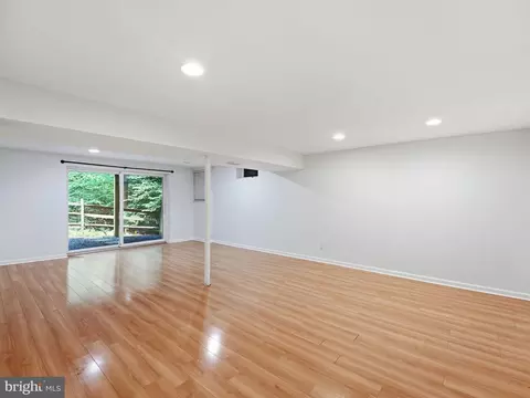 Living - 2317 Old Trail Dr, Reston, VA 20191 photo 4 of 5