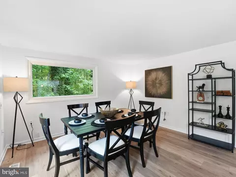 Dining - 2317 Old Trail Dr, Reston, VA 20191 photo 3 of 3