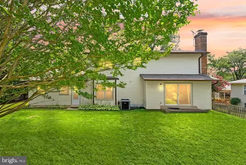 Exterior - 8902 Huxley Ct, Springfield, VA 22153 photo 9 of 14