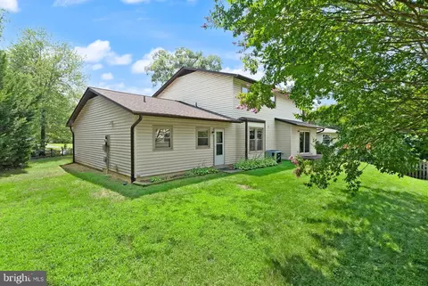 Exterior - 8902 Huxley Ct, Springfield, VA 22153 photo 11 of 14