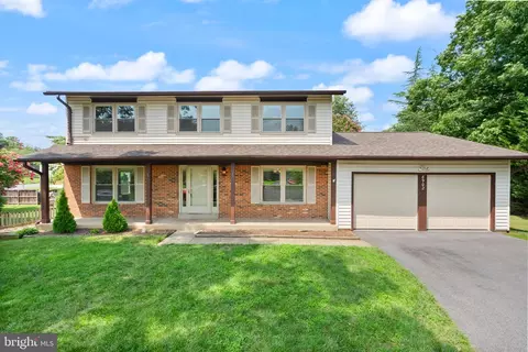 Exterior - 8902 Huxley Ct, Springfield, VA 22153 photo 6 of 14
