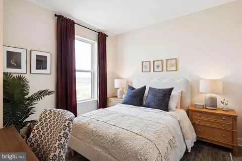 Bedroom - 14986 Deco Cir, Chantilly, VA 20151 photo 3 of 8