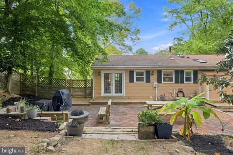 Exterior - 7113 Galgate, Springfield, VA 22152 photo 6 of 7