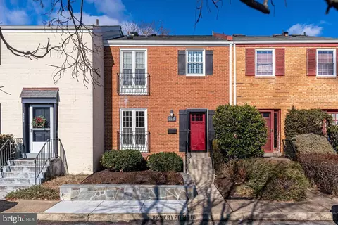 3318 Ardley Ct, Falls Church, VA 22041