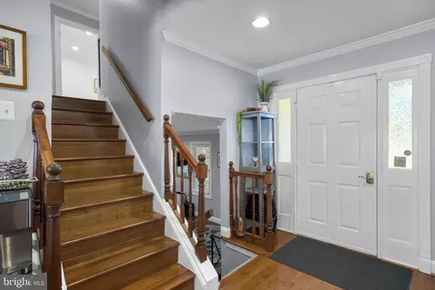 Entry Way - 7805 Richfield Rd, Springfield, VA 22153 photo 1 of 1