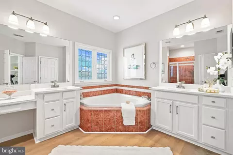 Bath - 8181 Usher Dr, Lorton, VA 22079 photo 1 of 6
