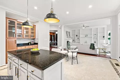 Kitchen - 8181 Usher Dr, Lorton, VA 22079 photo 5 of 8