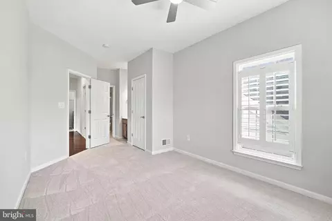Bedroom - 8181 Usher Dr, Lorton, VA 22079 photo 5 of 10