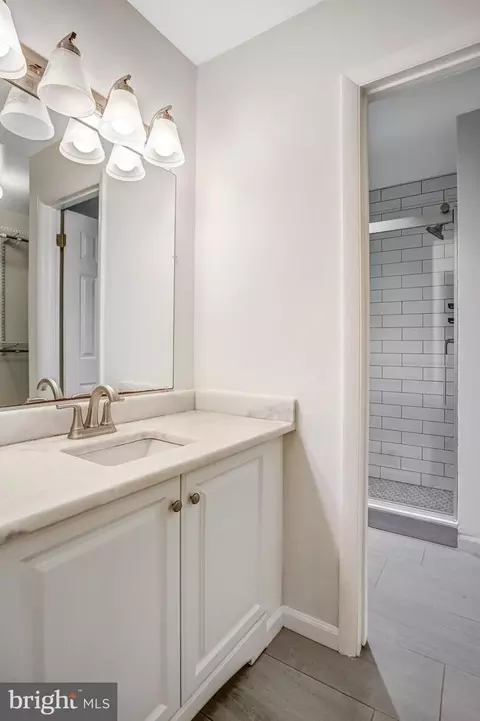 Bath - 1944 Winterport Cluster Cluster, Reston, VA 20191 photo 3 of 6
