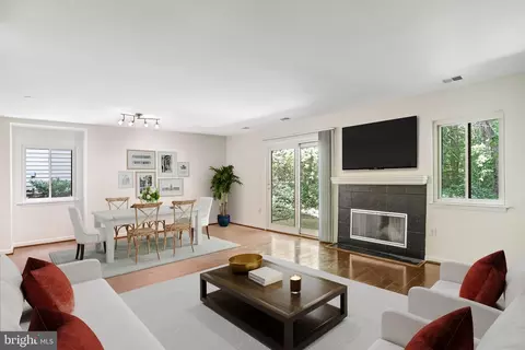 Living - 1944 Winterport Cluster Cluster, Reston, VA 20191 photo 2 of 5