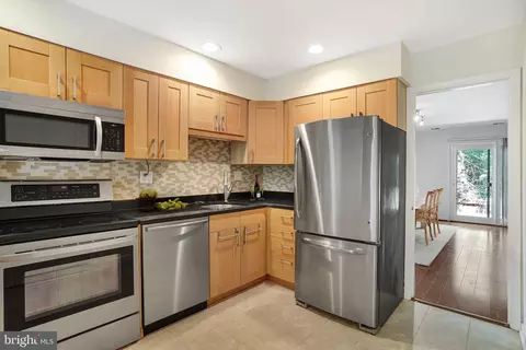 Kitchen - 1944 Winterport Cluster Cluster, Reston, VA 20191 photo 1 of 1