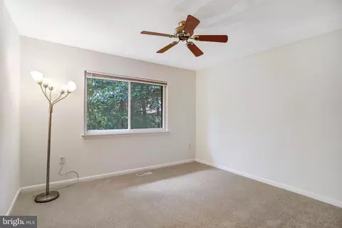 Bedroom - 1944 Winterport Cluster Cluster, Reston, VA 20191 photo 7 of 7