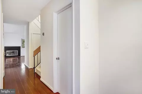 Entry Way - 1944 Winterport Cluster Cluster, Reston, VA 20191 photo 4 of 5