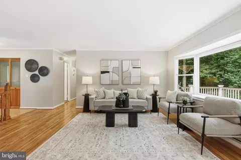 Living - 7821 Penley Pl, Springfield, VA 22151 photo 1 of 3