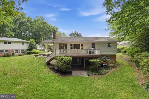 Exterior - 7821 Penley Pl, Springfield, VA 22151 photo 9 of 11